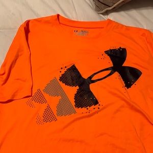 Youth XL dry-fit Under Armour shirt